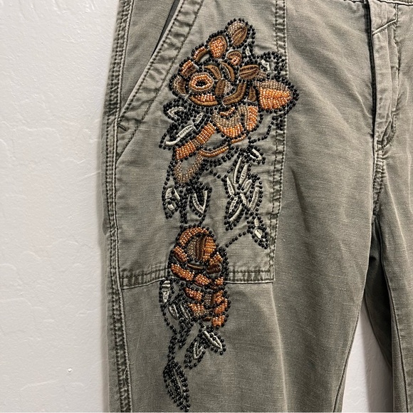 Anthropologie Embroidered Wanderer Utility
Pants Size 26 - Picture 5 of 10